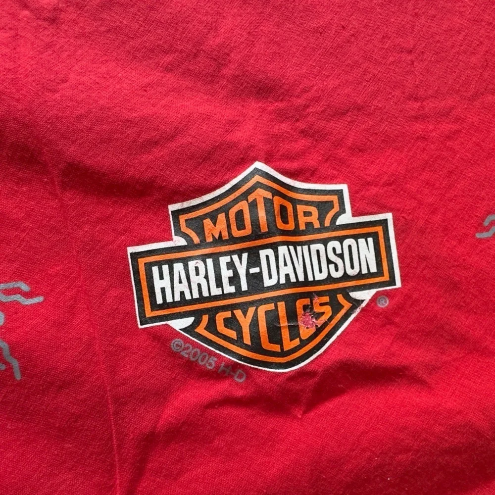 VTG Y2K 05 Harley-Davidson Red Graphic Bandana